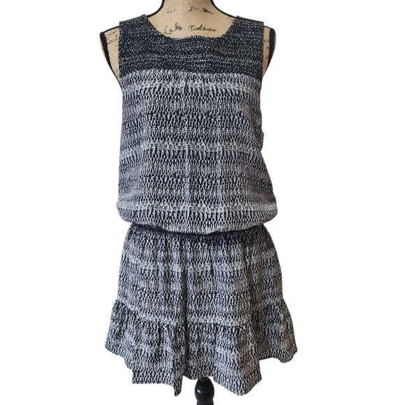 NWT Joie Black and White Sleeveless Dress Ruffled Bottom Skirt - Large - Picture 2 of 8